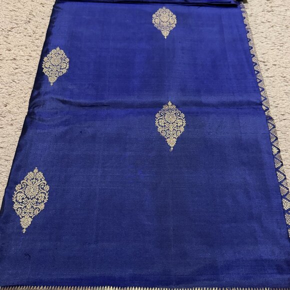 Pure kanchipuram Silk Saree in blue - Picture 8 of 11